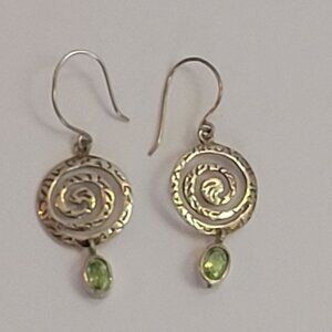Silver 925 Spiral Earrings With Peridot Gemstones